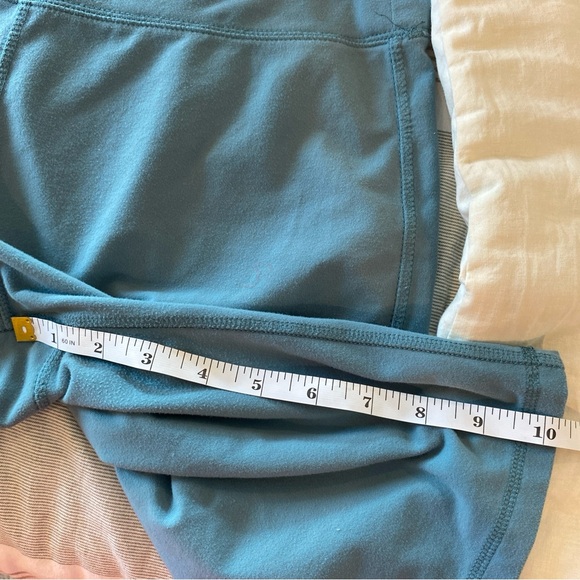 Womens Athleta Biker Shorts Green Large - Picture 5 of 5